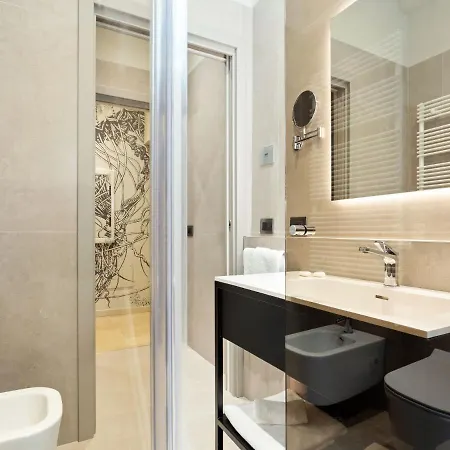 Brand New Boutique In The Heart Of Apartment Venice